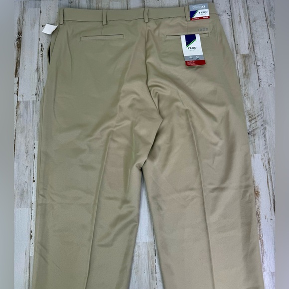 Izod Golf Men's Straight Fit Pants Wicking Sun Control Size 40x32 NWT - Picture 10 of 11